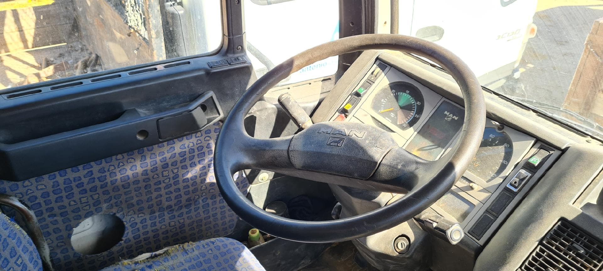 Man M2000 — imagen 9