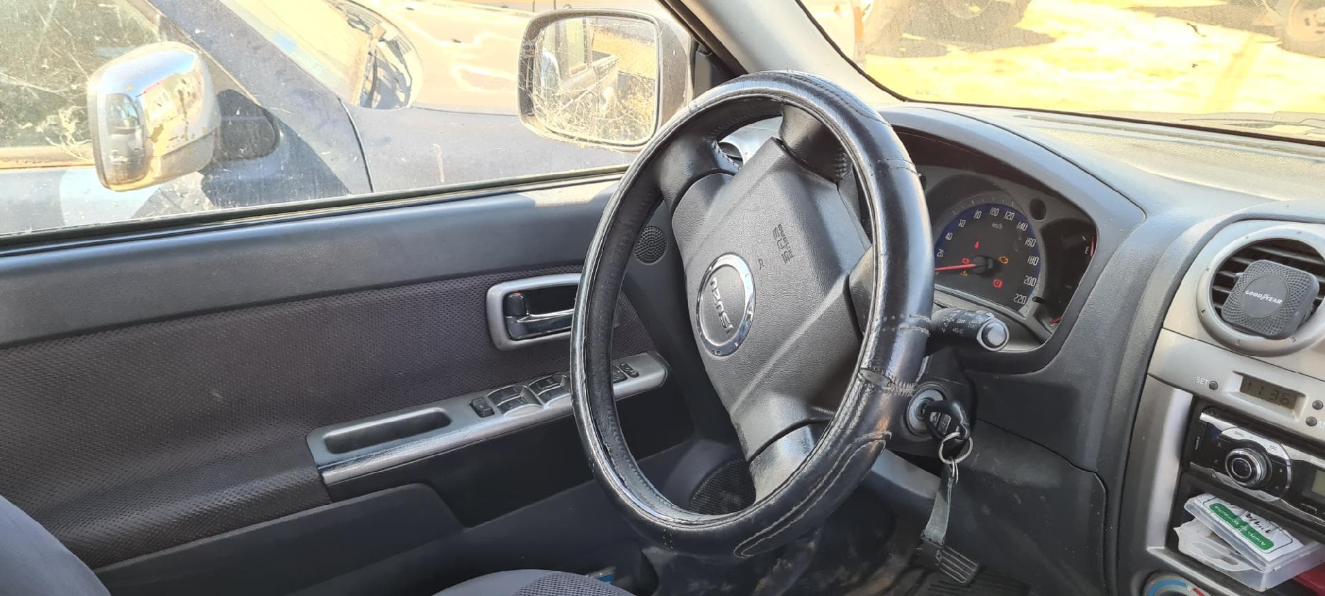 Isuzu D-Max — image 10