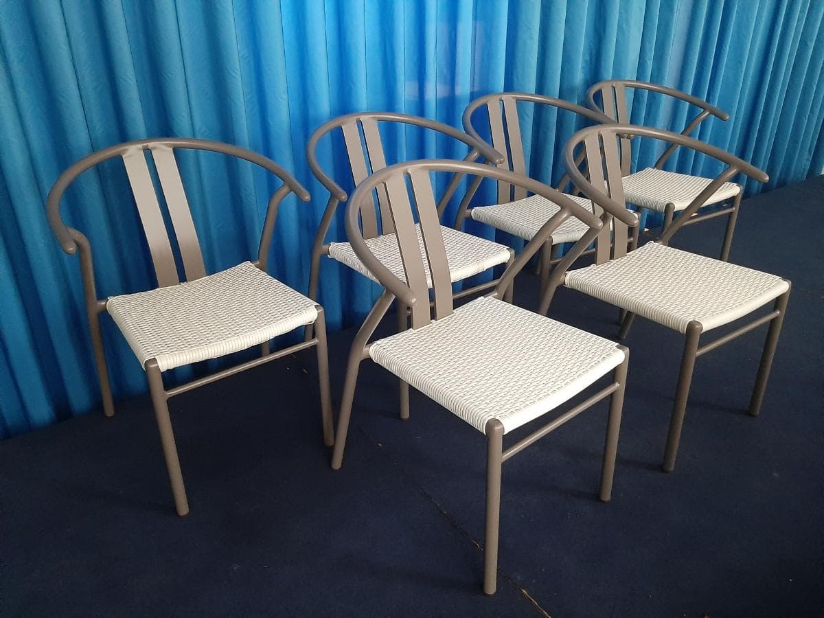 Chaises — image 1
