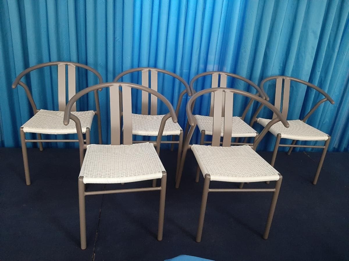 Chaises — image 4