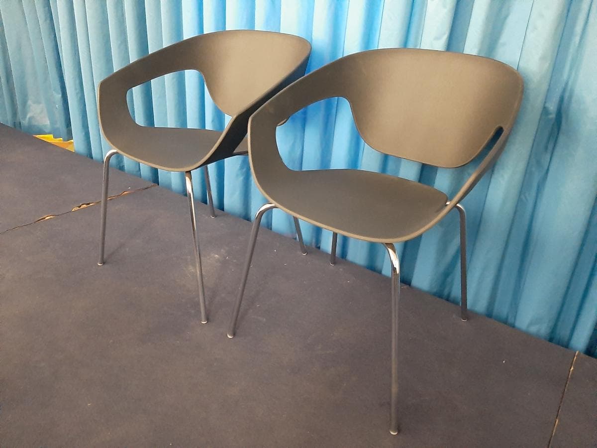Chaises · — image 5