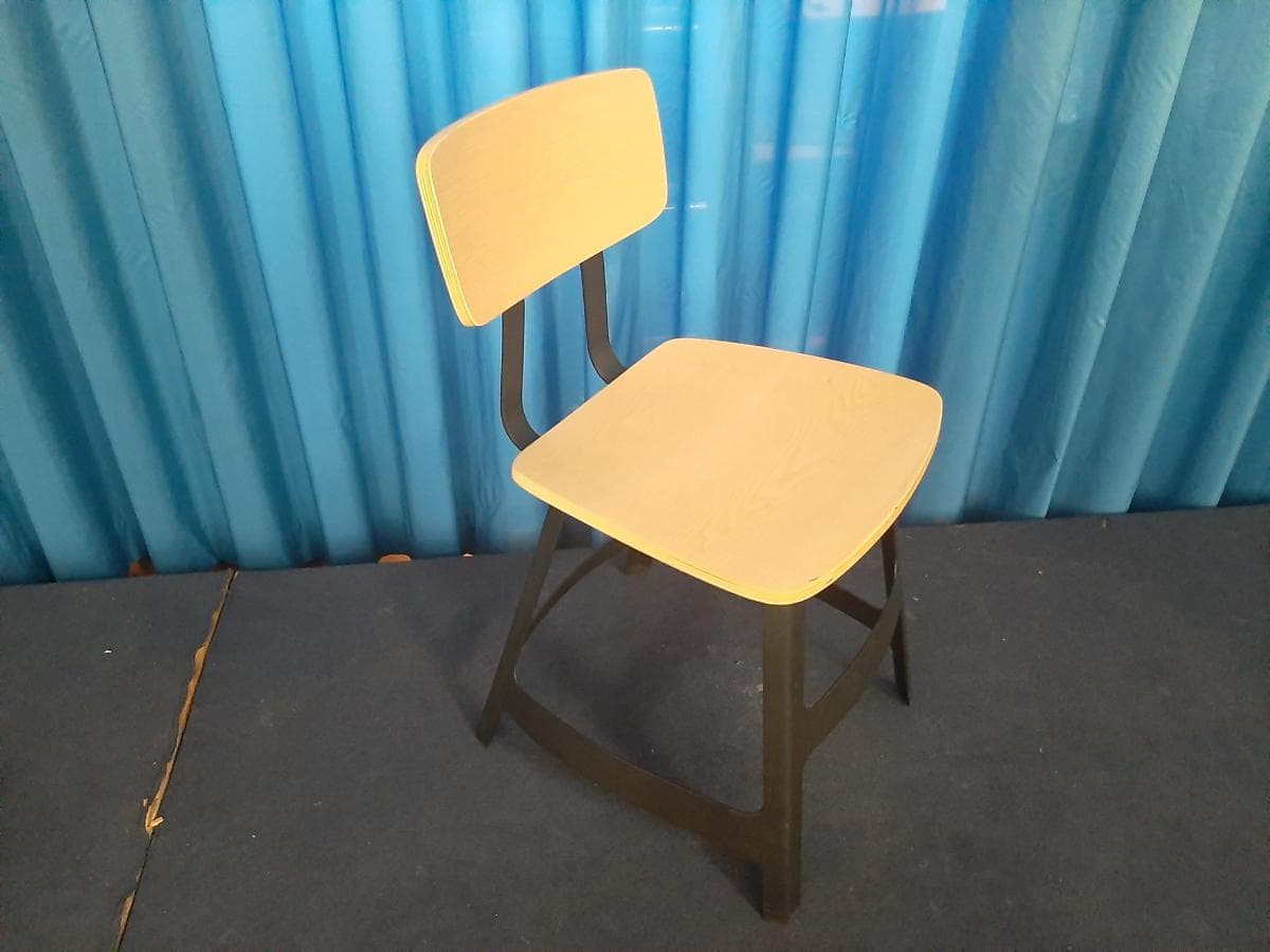 Chairs — image 2