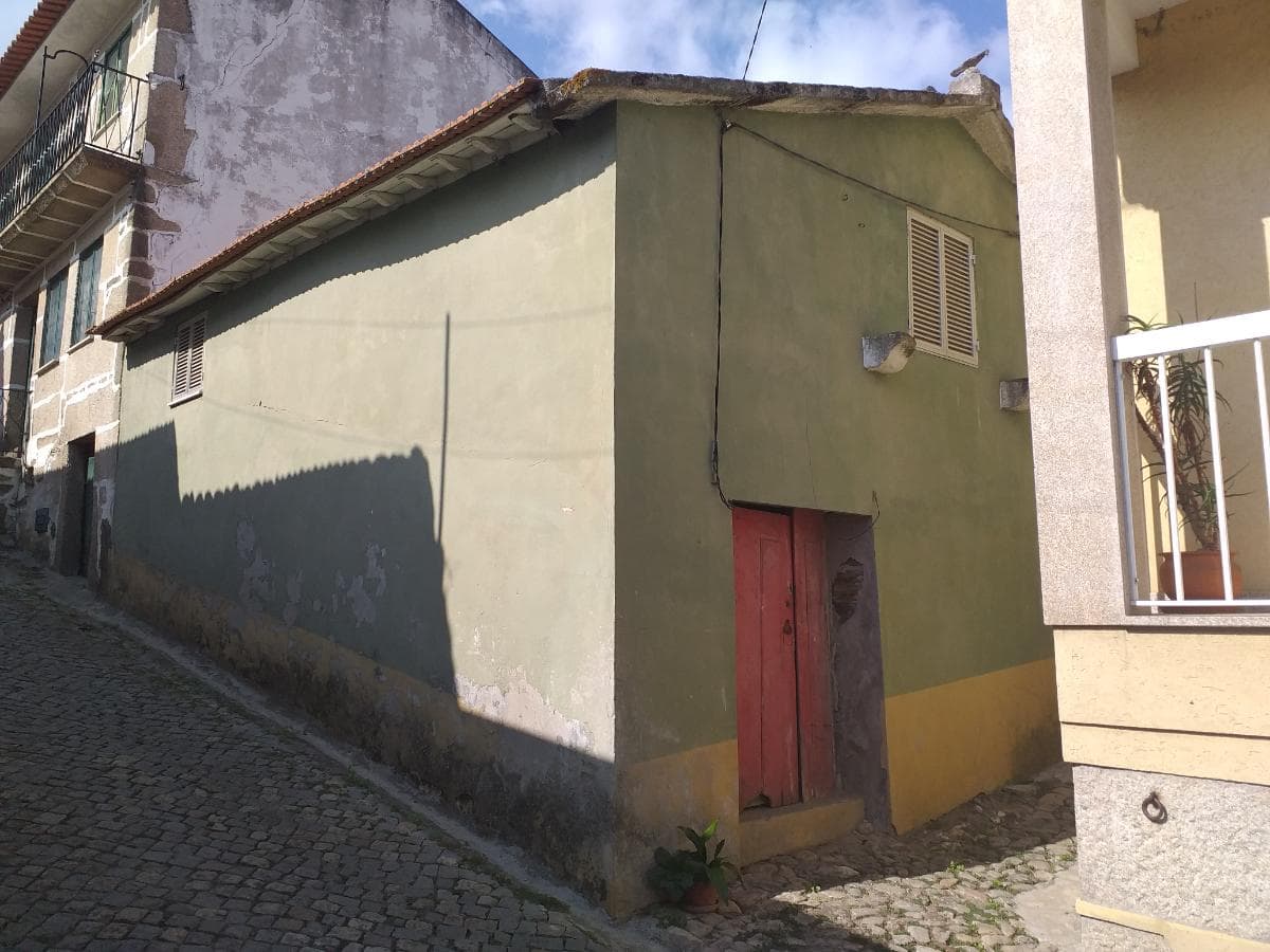 ½ de Moradia V3 · Tabuaço — imagen 1