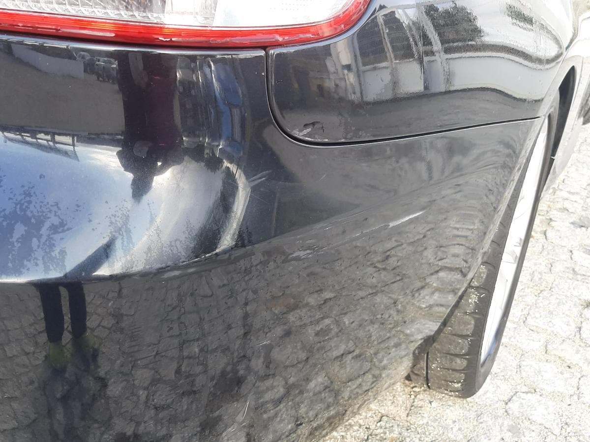 BMW 320D Coupé · Ano 2009 — imagem 10