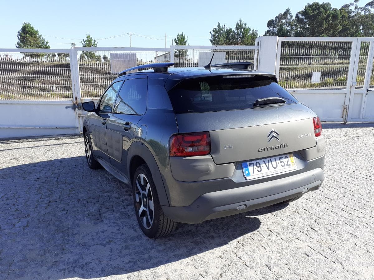 Citroën C4 Cactus 1.6 HDI · Ano 2014 — imagen 6