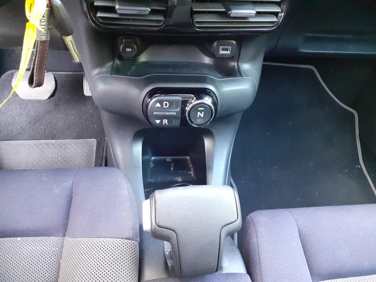 Citroën C4 Cactus 1.6 HDI · Ano 2014 — imagen 25