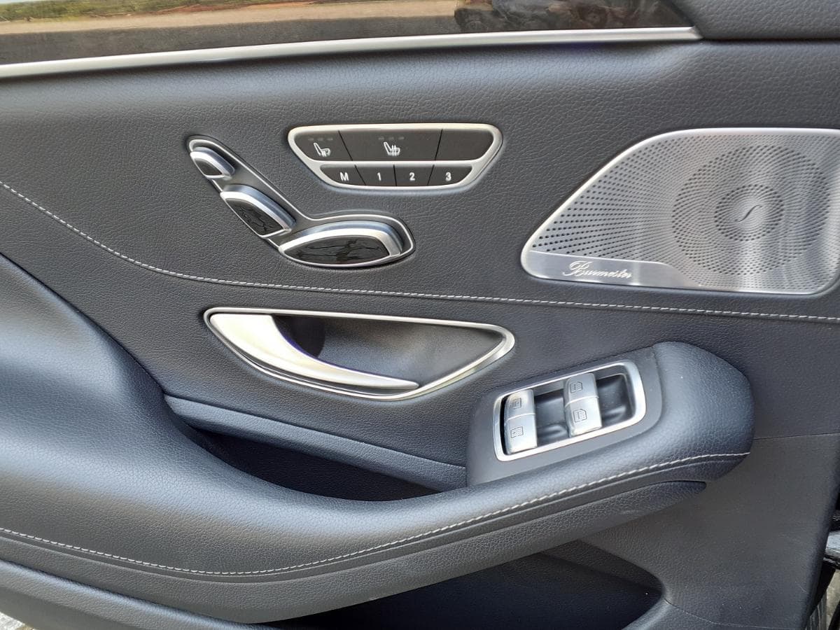 Mercedes-Benz S350 Bluetec KIT AMG · Ano 2014 — imagem 18