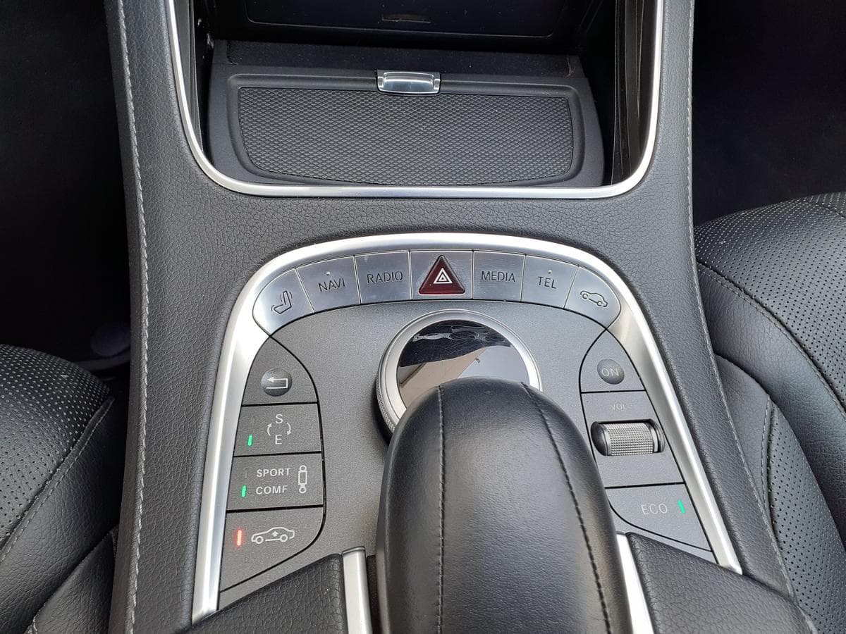 Mercedes-Benz S350 Bluetec KIT AMG · Ano 2014 — imagem 26