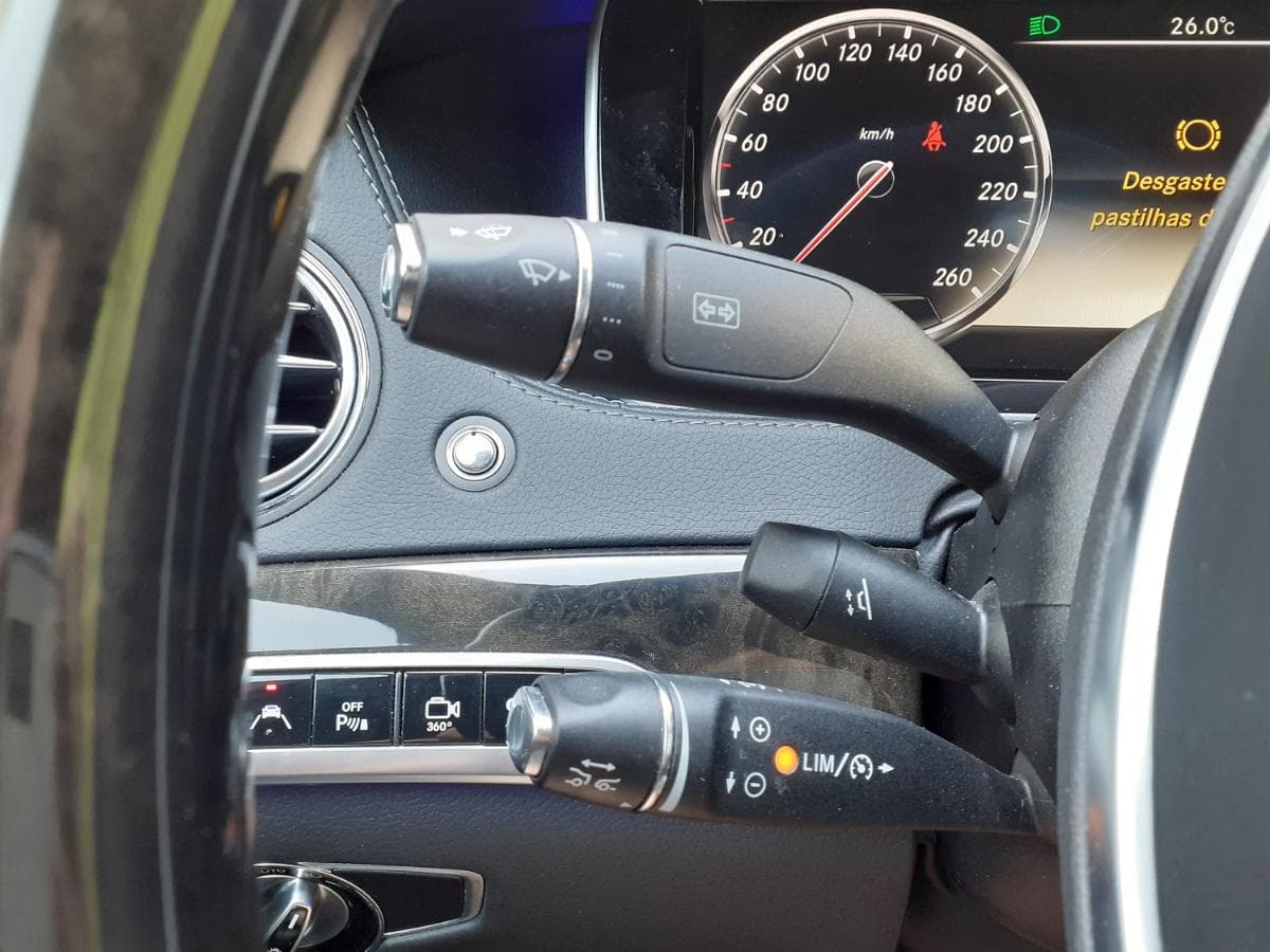 Mercedes-Benz S350 Bluetec KIT AMG · Ano 2014 — imagem 30