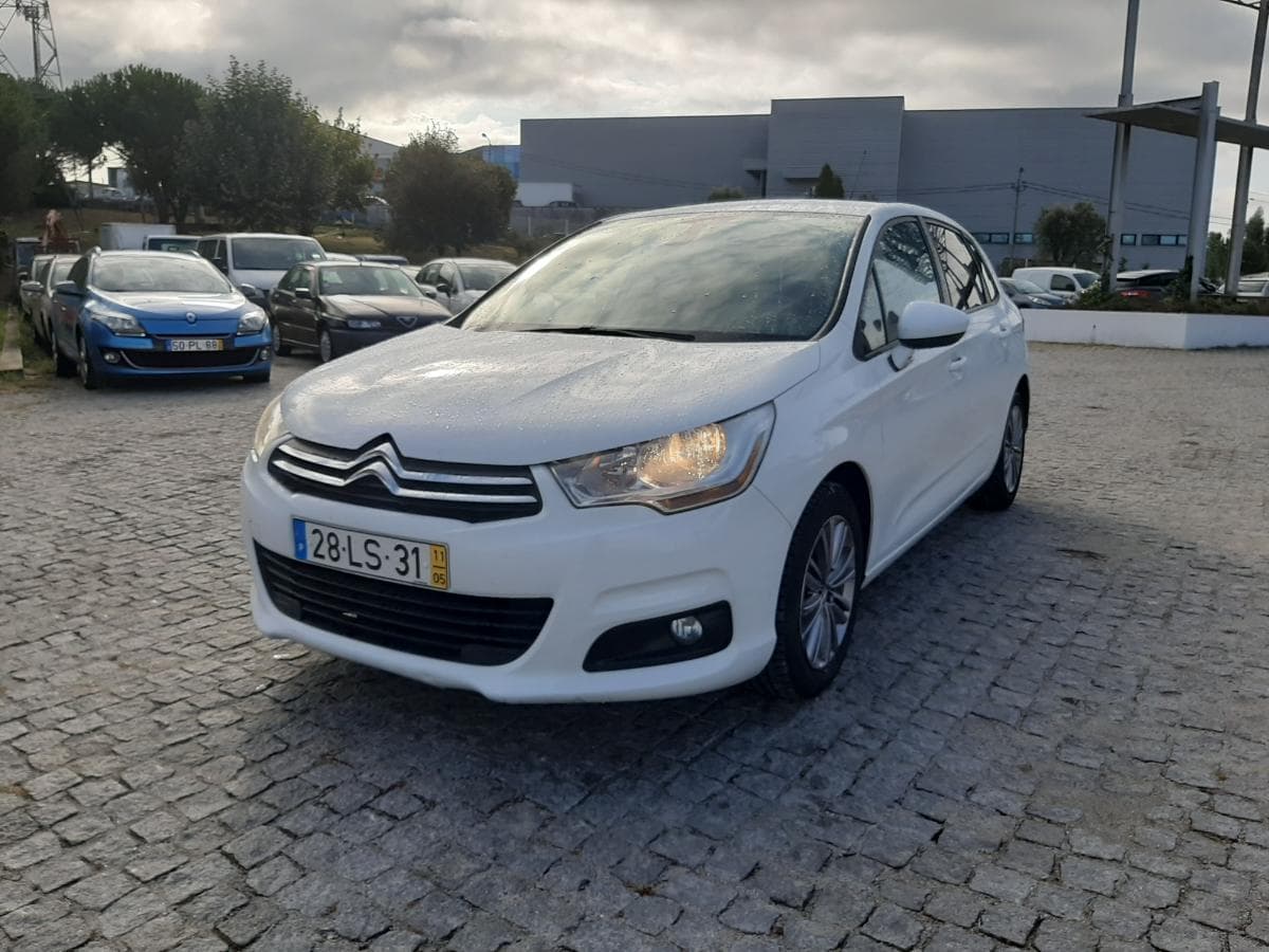 Citroën C4 1.6 HDI · Ano 2011 — imagem 3
