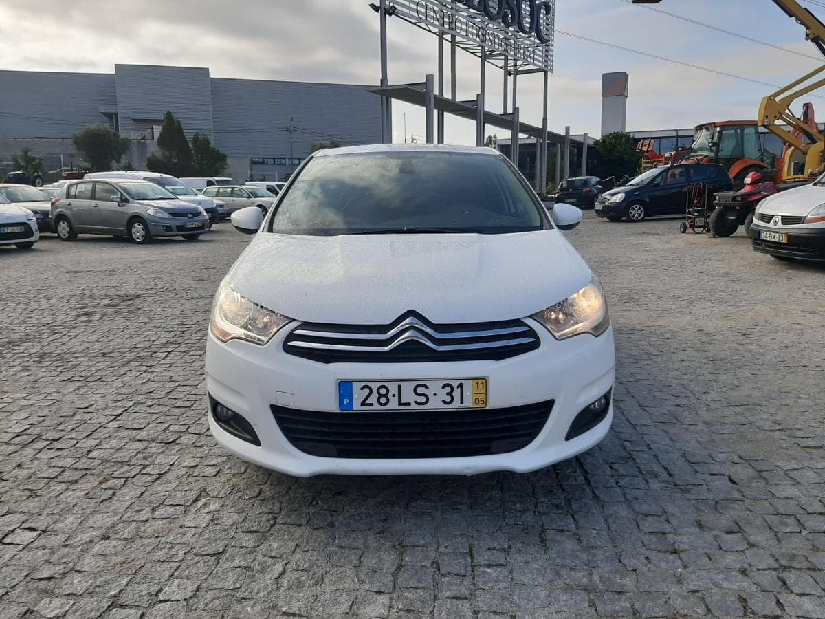 Citroën C4 1.6 HDI · Ano 2011 — imagem 2
