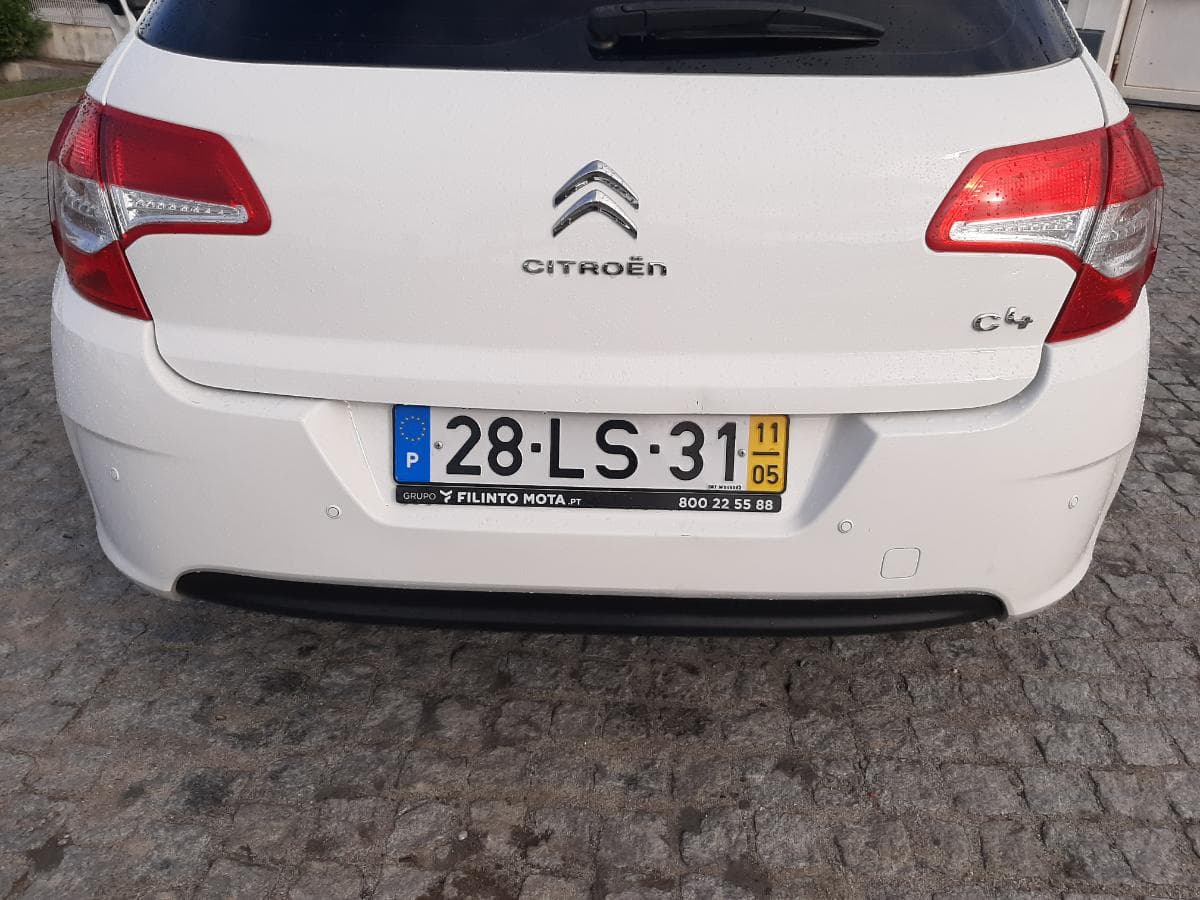 Citroën C4 1.6 HDI · Ano 2011 — imagem 7