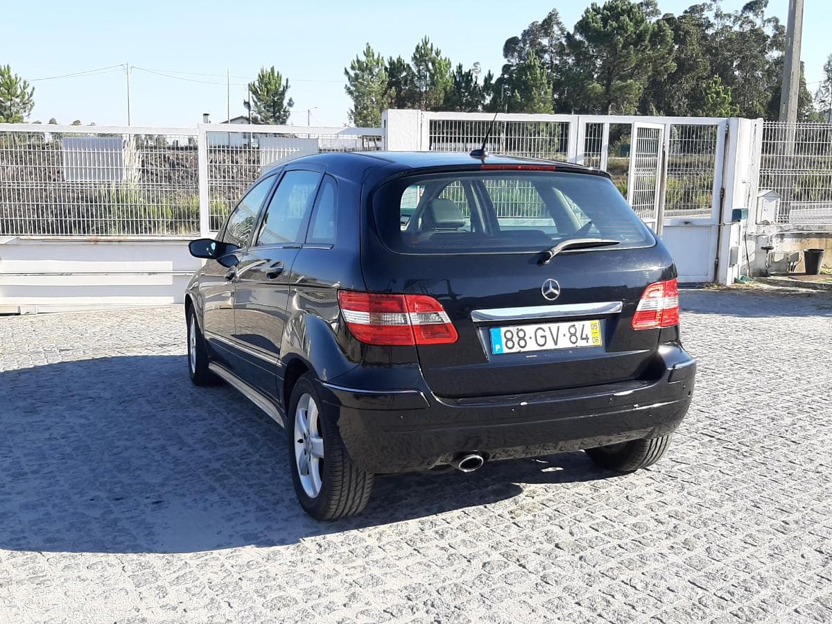 Mercedes-Benz B200 CDI · Ano 2005 — imagem 4