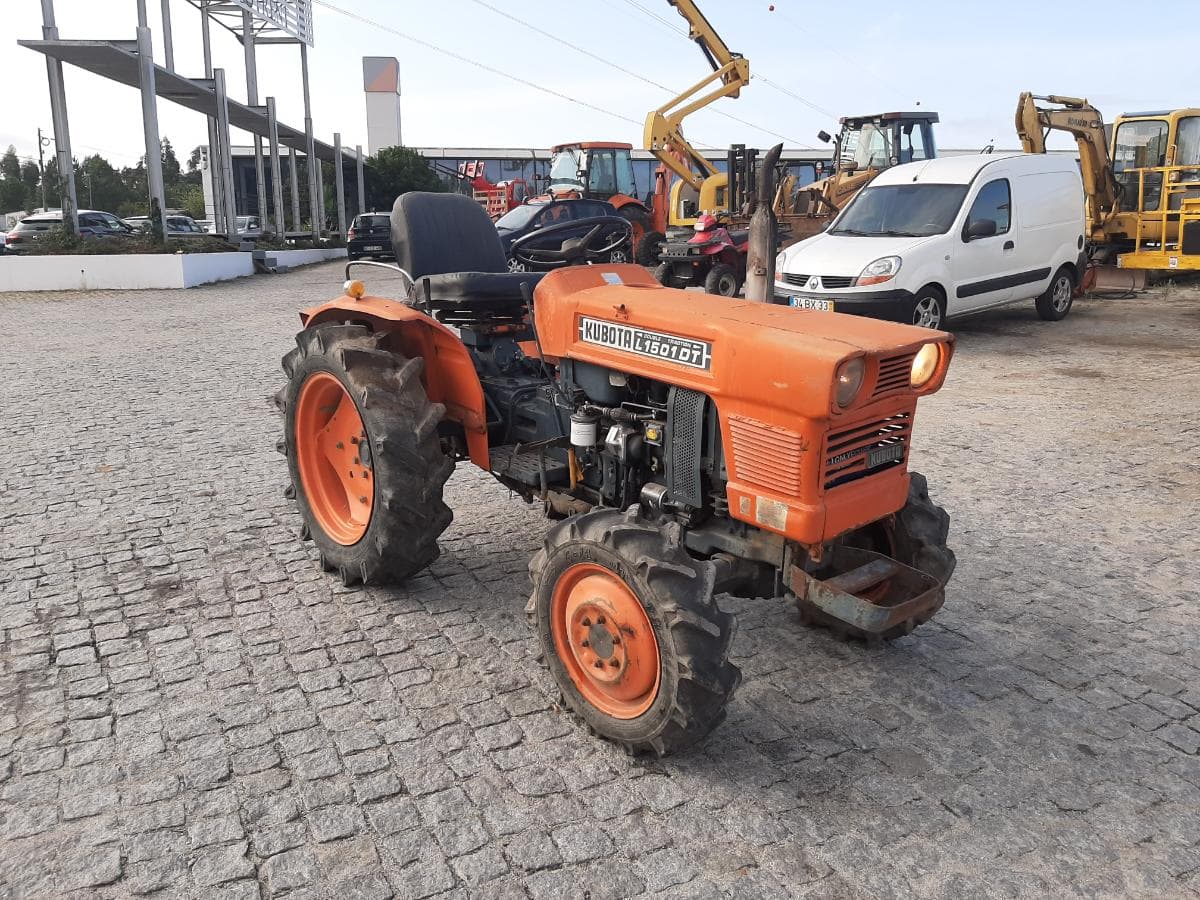 Trator Agrícola Kubota — image 1