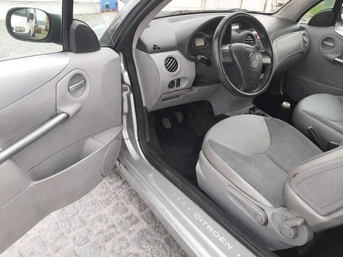 Citroën C3 Pluriel · Ano 2004 — imagem 10