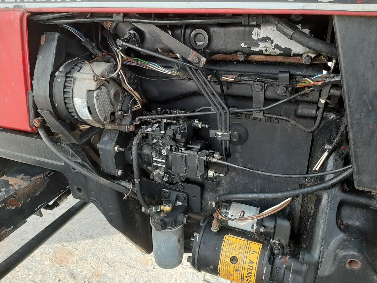 Trator agrícola Case 485 · Ano 1992 — imagem 9