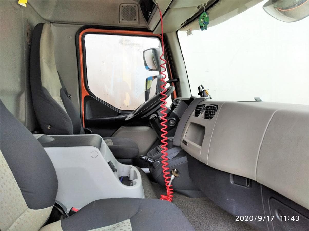 Renault DXI 220 — imagem 8