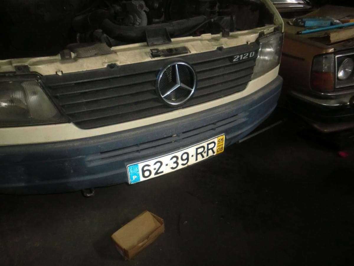 Mercedes-Benz — image 2