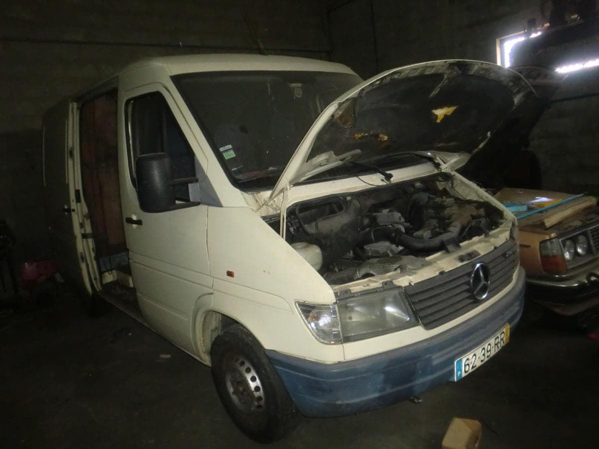 Mercedes-Benz — image 1