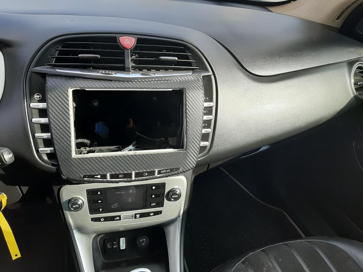 Redução Valor · Lancia Delta III 1.6D Multijet · Ano 2012 — imagem 21