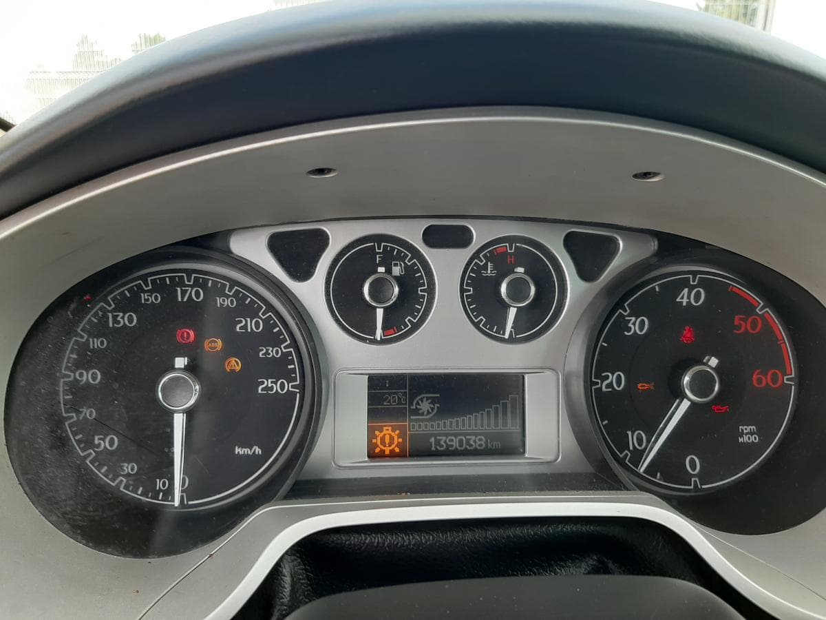 Redução Valor · Lancia Delta III 1.6D Multijet · Ano 2012 — imagem 25