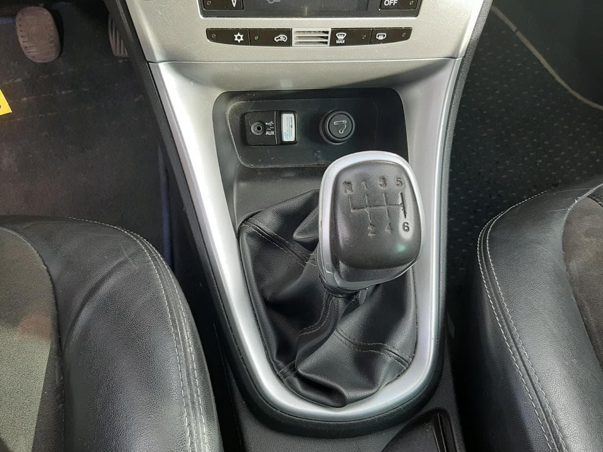 Redução Valor · Lancia Delta III 1.6D Multijet · Ano 2012 — imagem 26