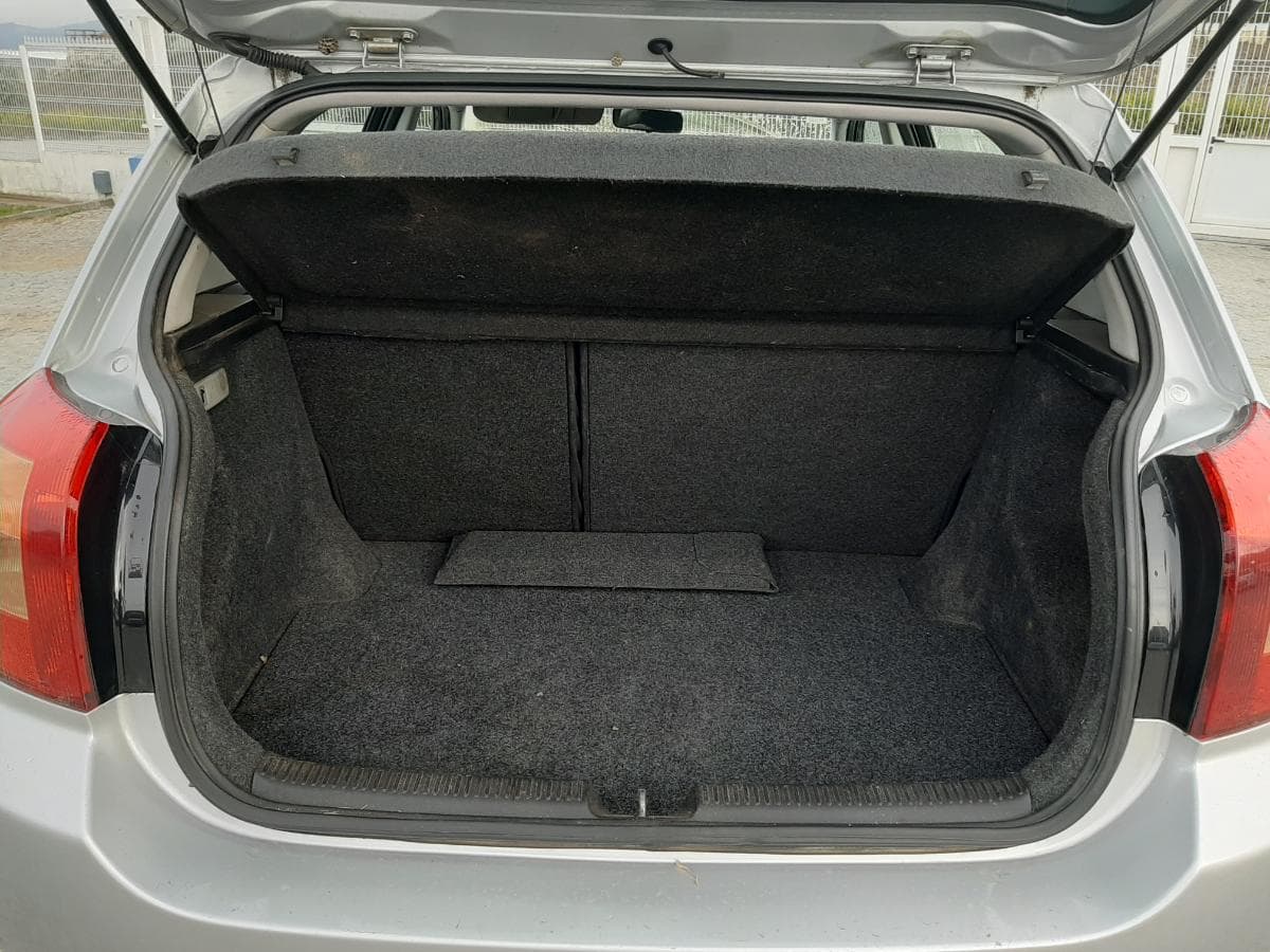 Toyota Corolla 1.4 VVT· Ano 2002 — imagen 7