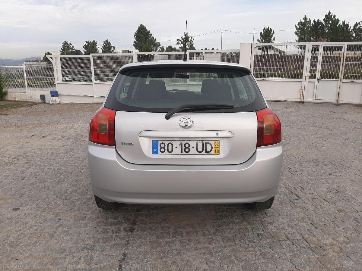 Toyota Corolla 1.4 VVT· Ano 2002 — imagen 5