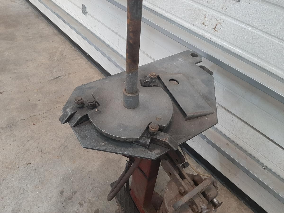 Máquina Desmontar Pneus — imagem 5