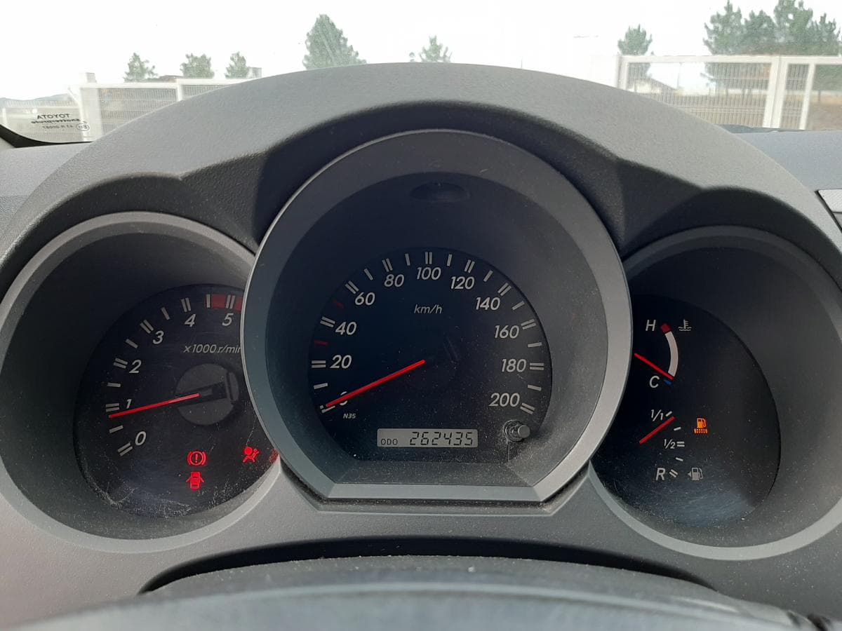 Toyota Hylux 3.0 D-4D — imagem 13