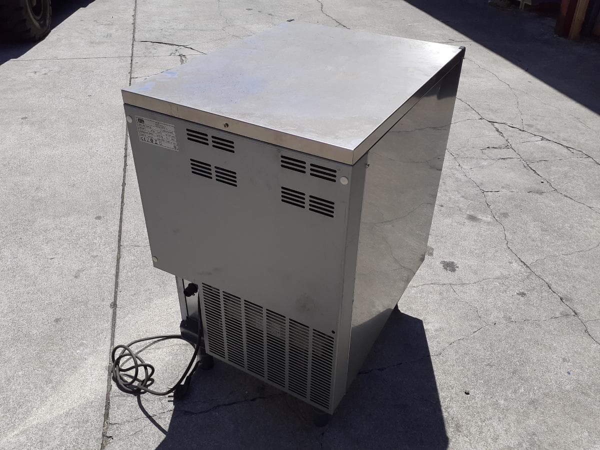 Hotel Equipment — image 3