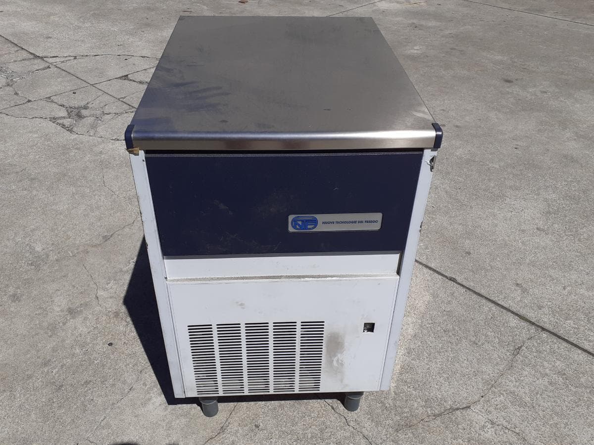 Hotel Equipment — image 2
