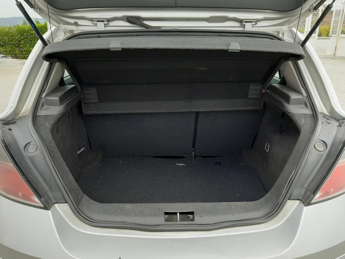 Opel Astra 1.3 CDTI · Ano 2009 — imagen 11
