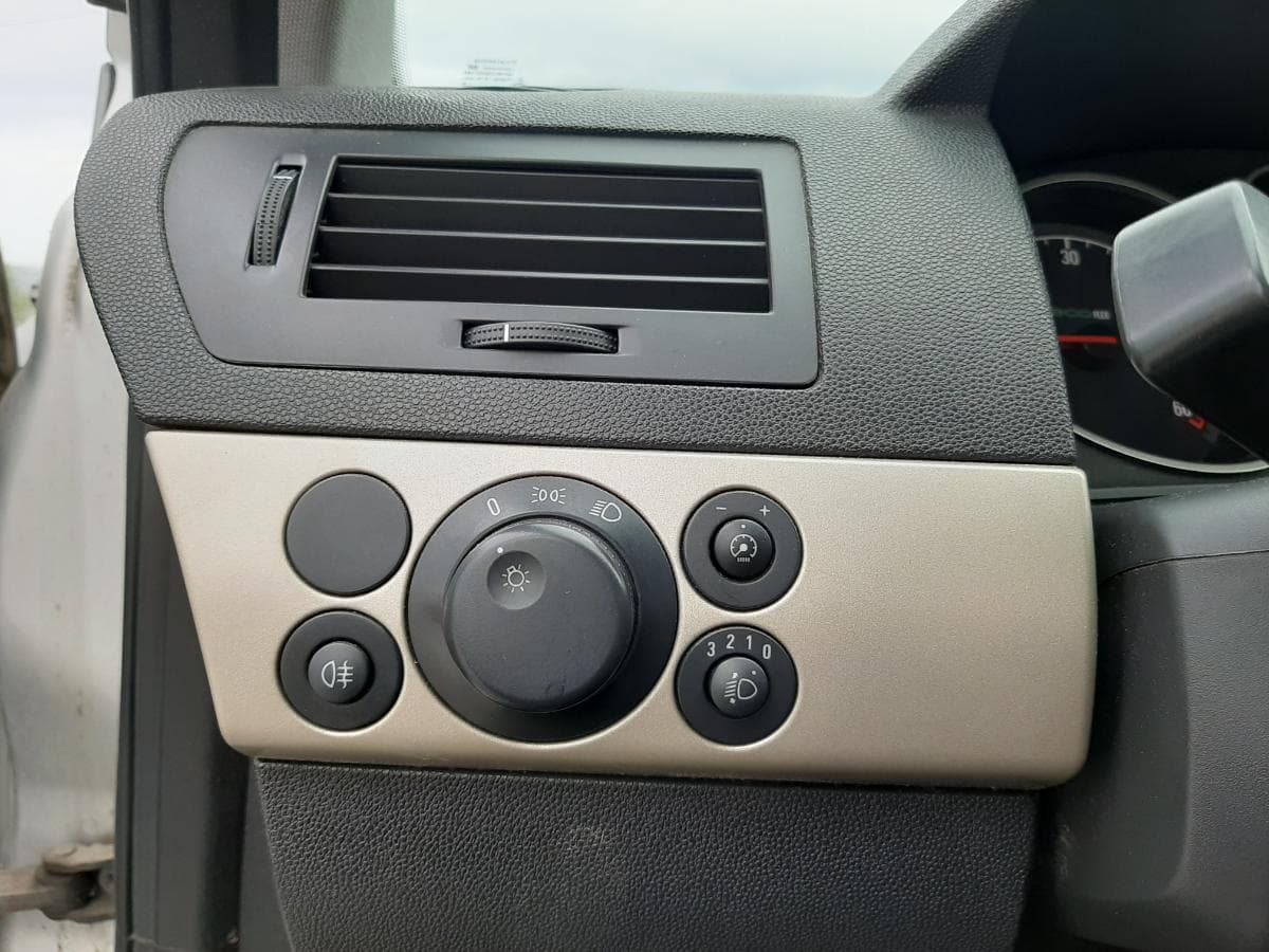 Opel Astra 1.3 CDTI · Ano 2009 — imagen 22