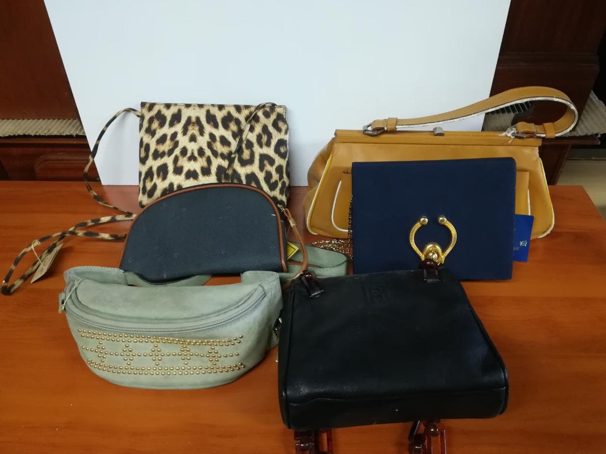 ESPANHA · Bolsas de senora y otros — image 29
