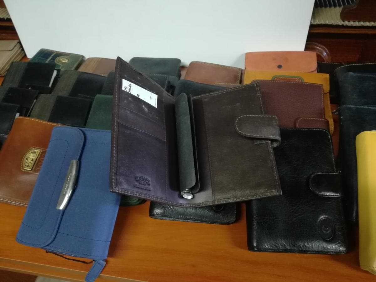 ESPANHA · Bolsas de senora y otros — image 35