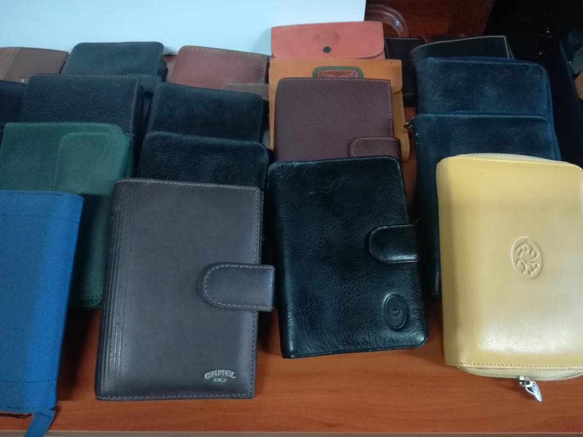 ESPANHA · Bolsas de senora y otros — image 41