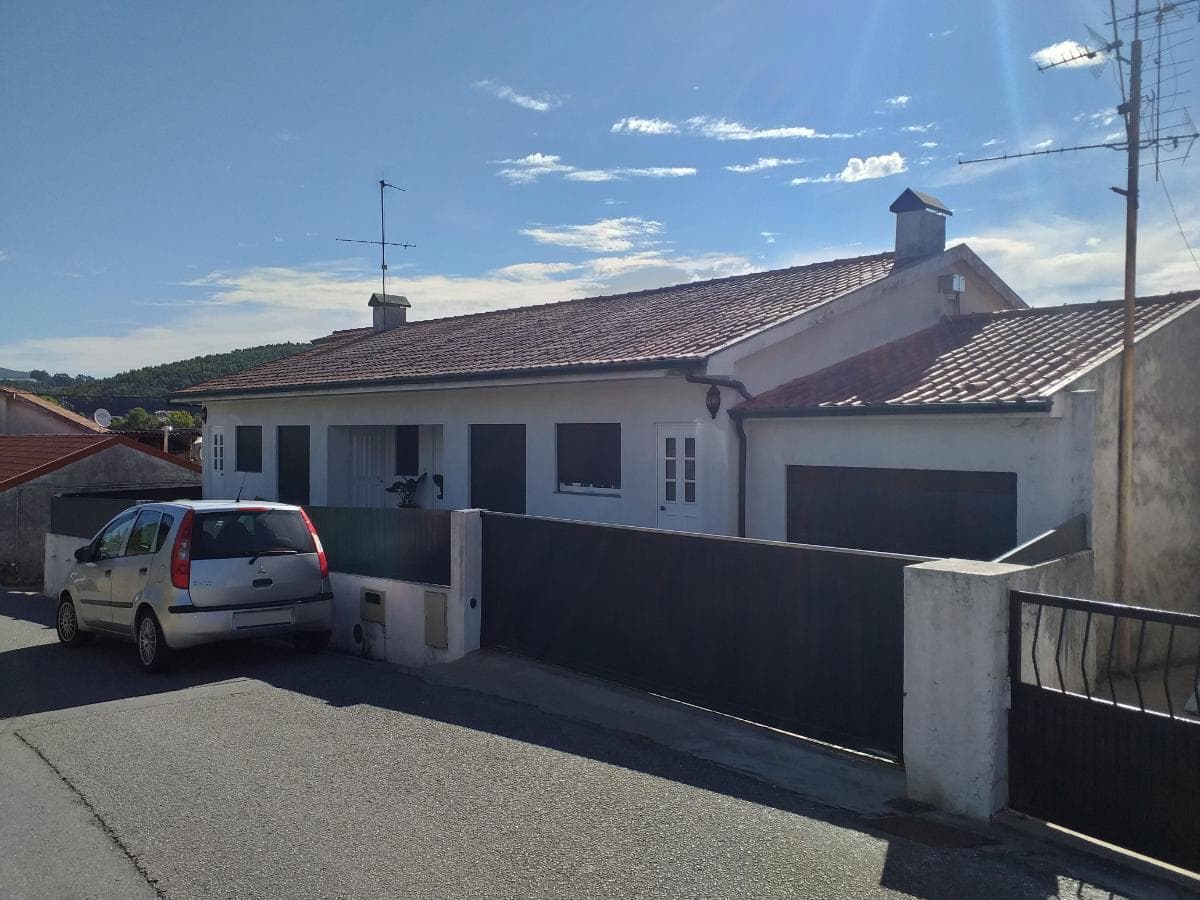 Quinhão Hereditário · Moreira de Cónegos, Guimarães — image 1