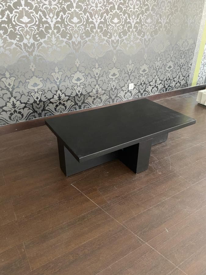 Mobiliario y Decoración · — imagen 2