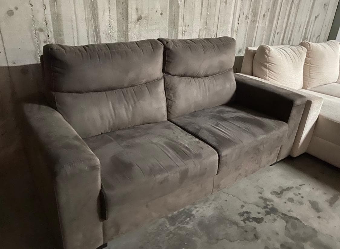 Mobiliario y Decoración · — imagen 1