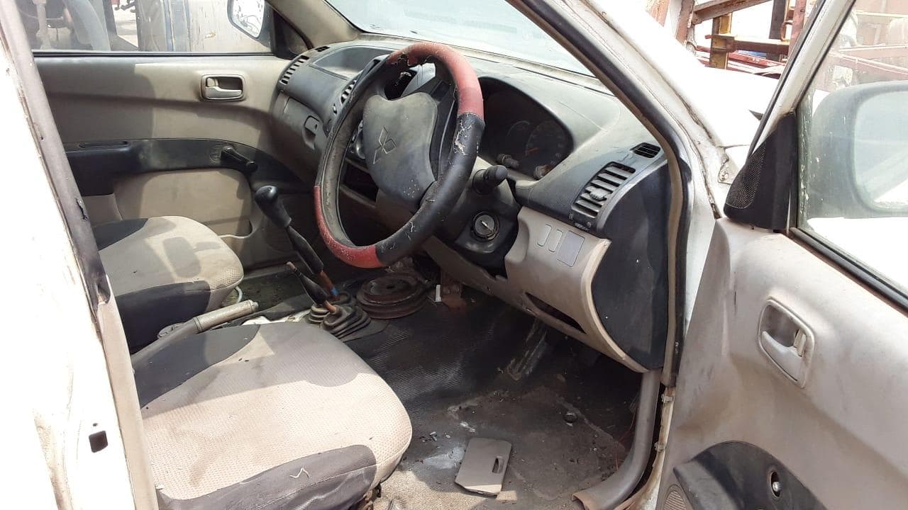 Mitsubishi L200 · — imagem 5