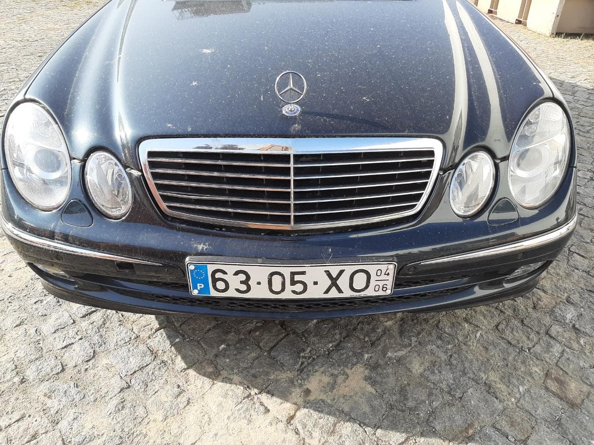Mercedes-Benz E220 2.2 CDI · Paredes — image 7
