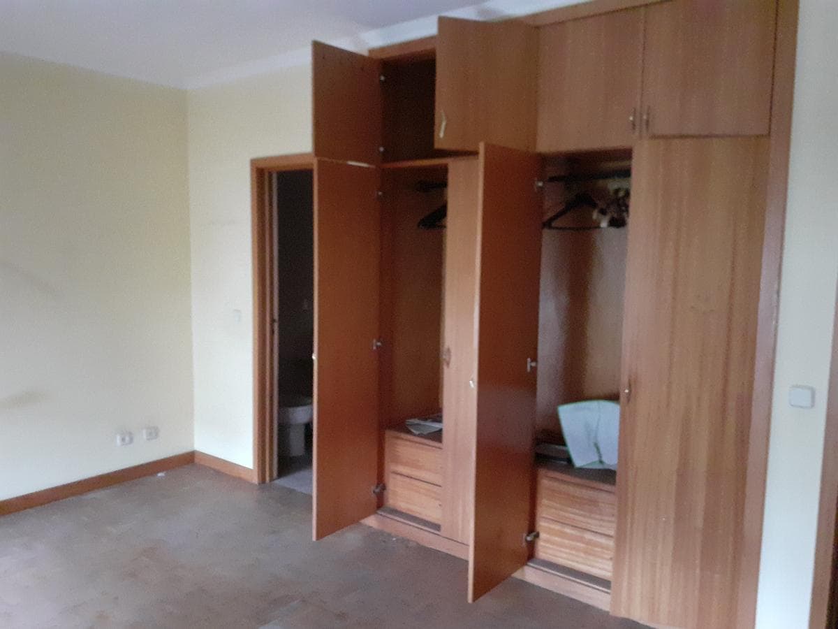 Apartamento T2 c/ Lugar de Garagem · Espinho — imagem 3