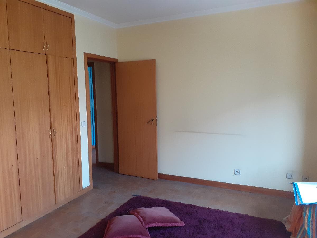 Apartamento T2 c/ Lugar de Garagem · Espinho — imagem 5