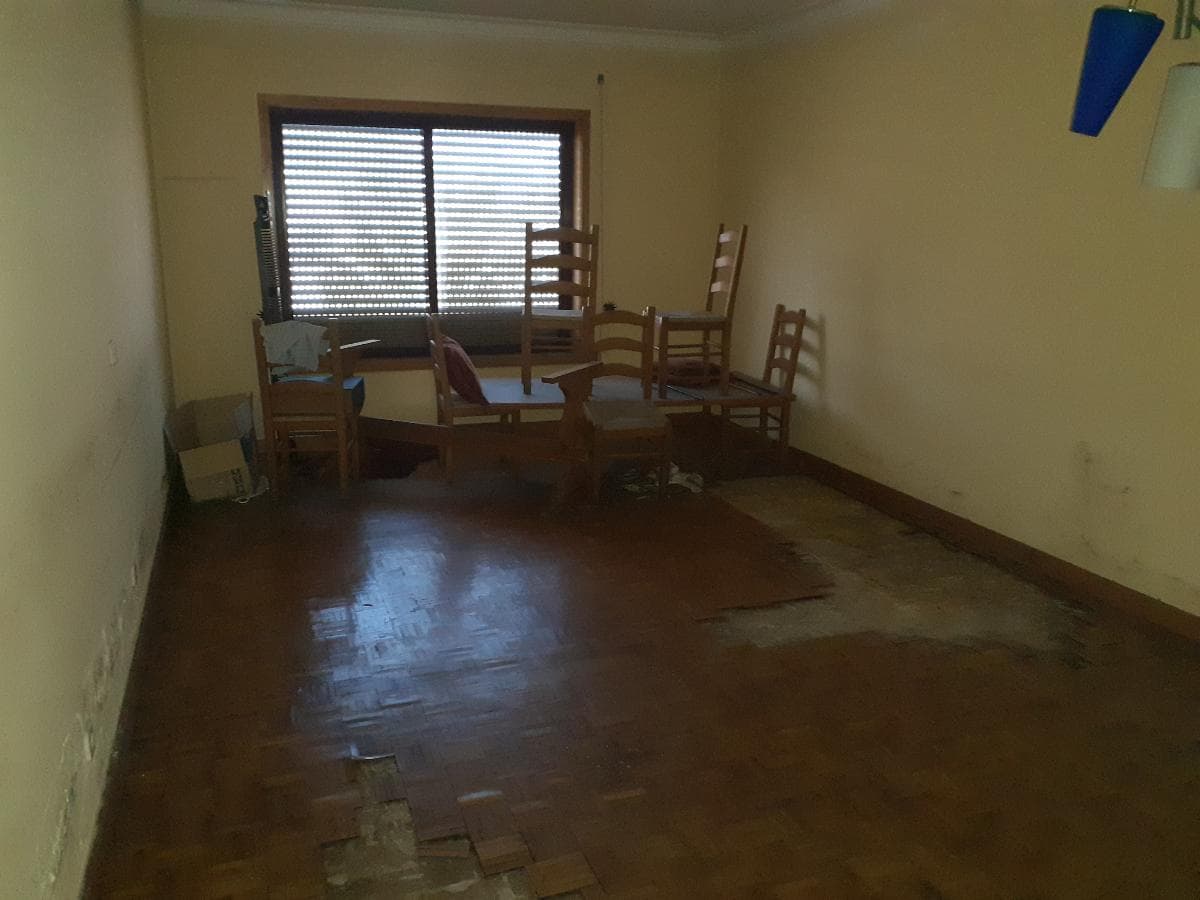 Apartamento T2 c/ Lugar de Garagem · Espinho — imagem 6