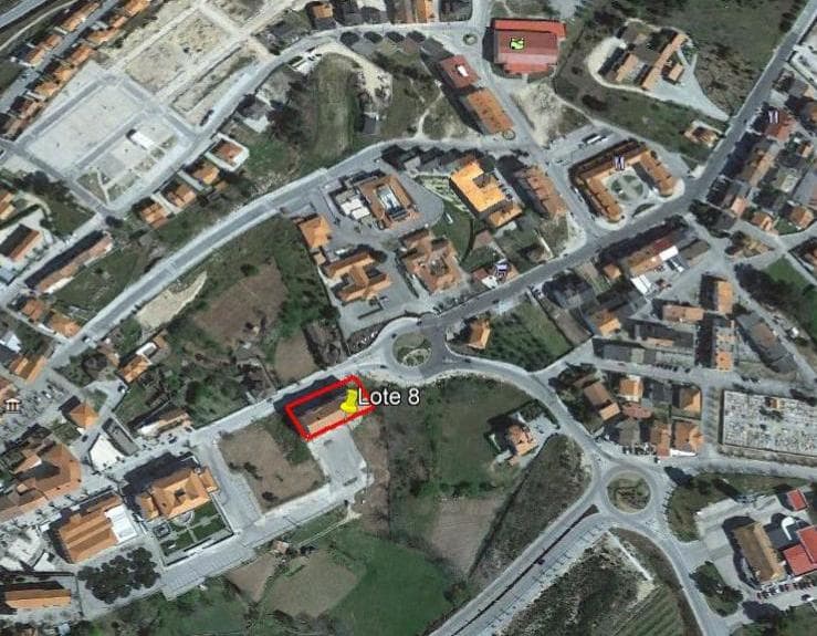 Garagem Fechada · Aguiar da Beira — imagem 4