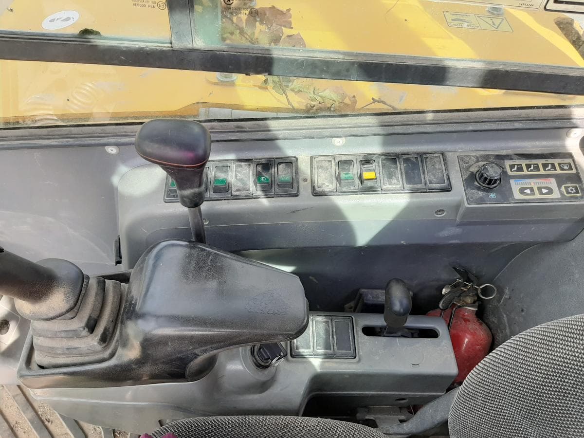 Mini Giratória Volvo ECR 58 · Ano 2007 — imagem 10