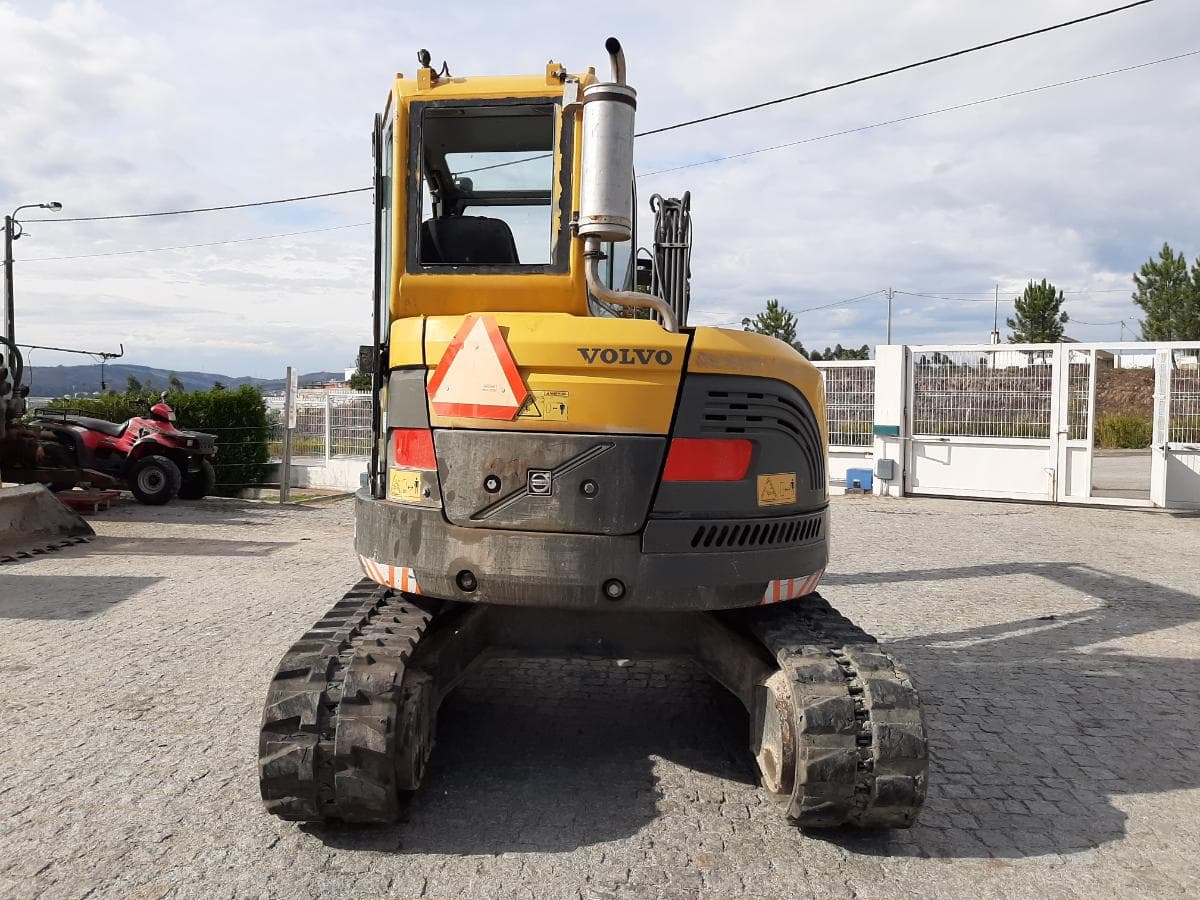 Mini Giratória Volvo ECR 58 · Ano 2007 — imagem 4