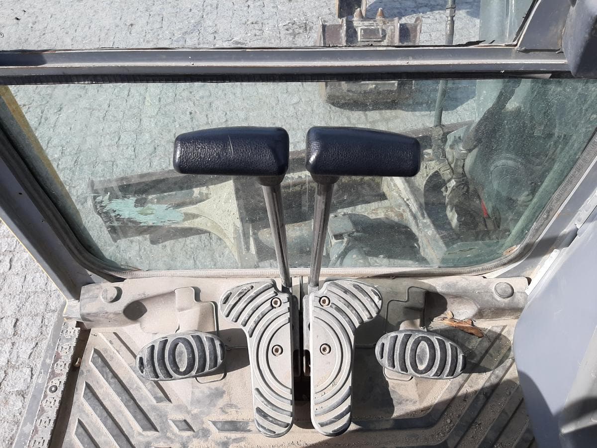Mini Giratória Volvo ECR 58 · Ano 2007 — imagem 11