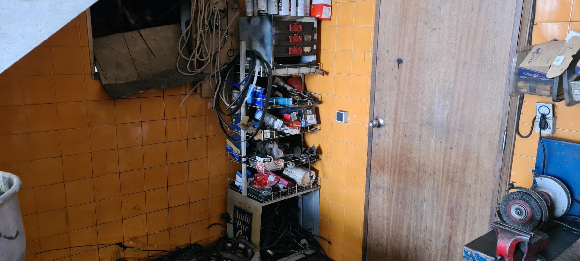 Equipamento para Oficina Automóvel e Material Diverso — imagem 9